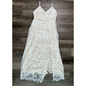 NWT Baltic Born Cozette White Lace Maxi Dress Women's XL Front Slit Stretch